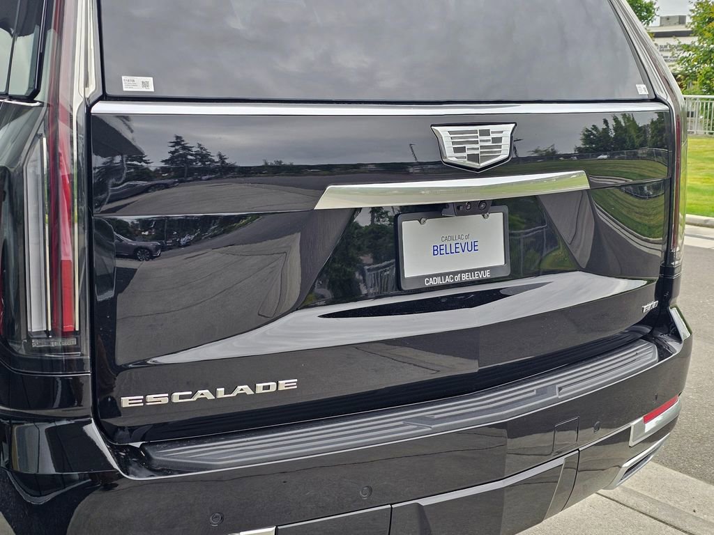 New 2026 Cadillac Escalade Platinum Luxury w/ LPO, Radiant Package AWD/4WD image 15