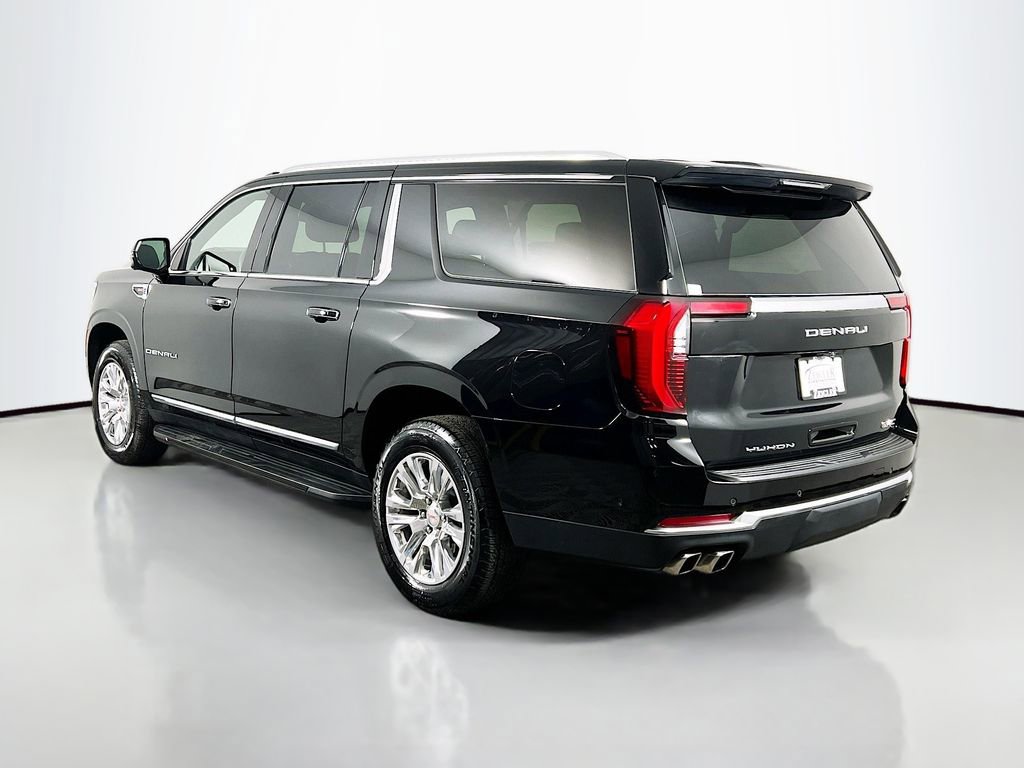 Used 2025 GMC Yukon XL Denali AWD/4WD image 7