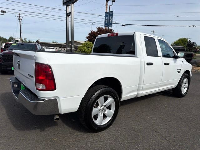 Used 2024 RAM 1500 Classic SLT AWD/4WD image 9