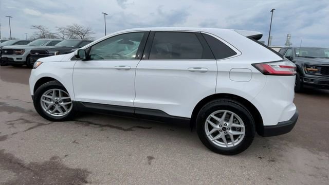 Used 2024 Ford Edge SEL AWD/4WD image 4