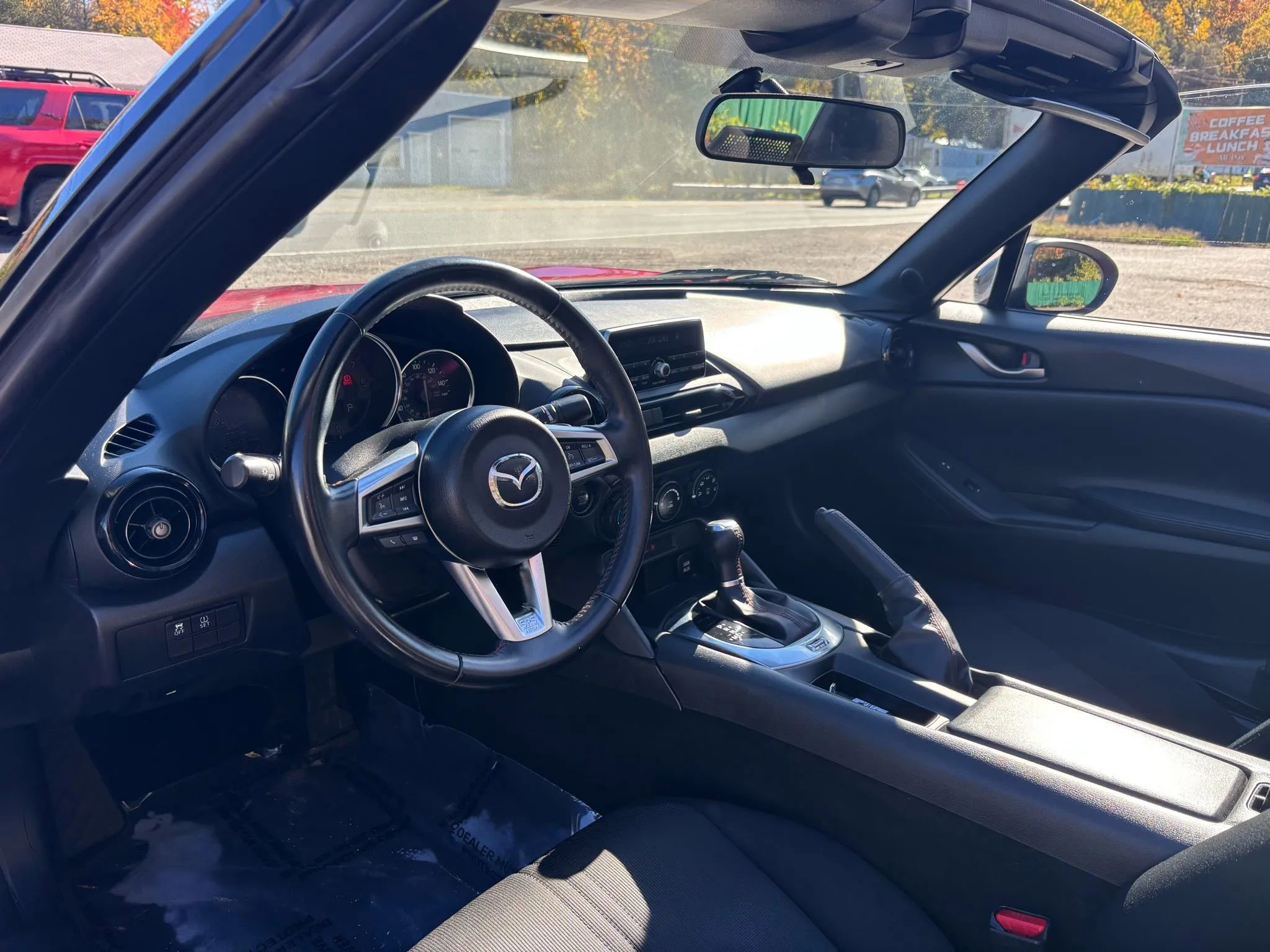 Used 2016 MAZDA MX-5 Miata Sport image 27