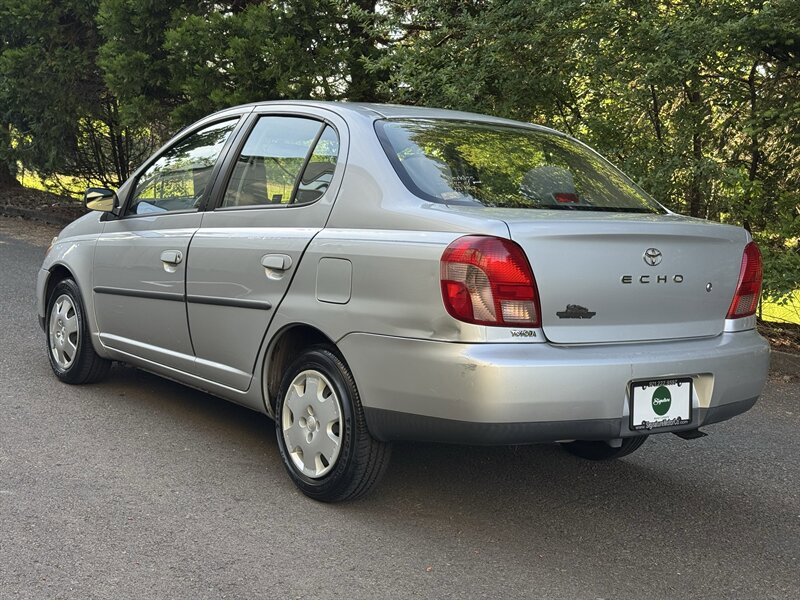 Used 2001 Toyota Echo Sedan FWD image 2