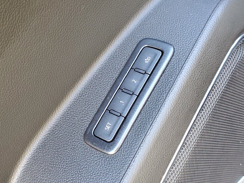 Used 2019 Chevrolet Tahoe LT AWD/4WD image 25