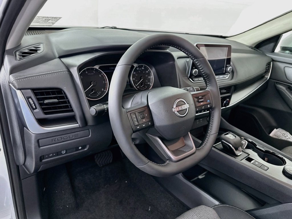 New 2027 Nissan Rogue SV w/ Cold Weather Package AWD/4WD image 14