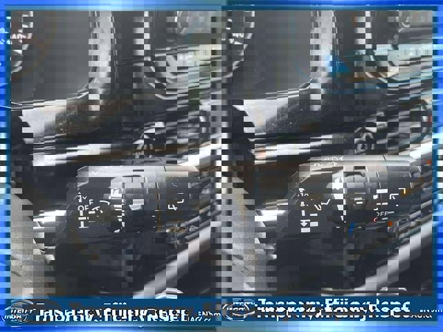 Certified 2024 Nissan Pathfinder SV w/ Black Appearance Package image 23