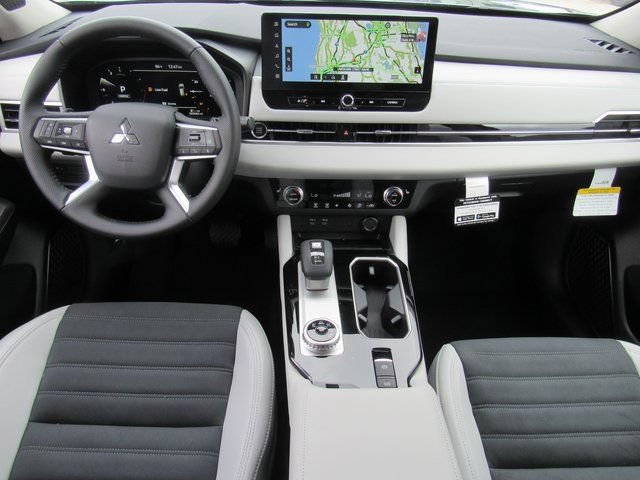 New 2025 Mitsubishi Outlander SE FWD image 10