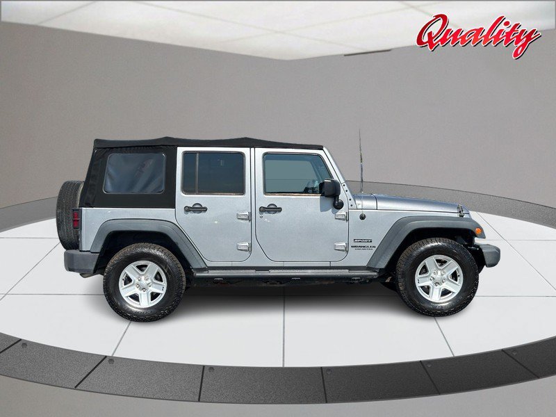 Used 2015 Jeep Wrangler Unlimited Sport w/ Quick Order Package 24S AWD/4WD image 2