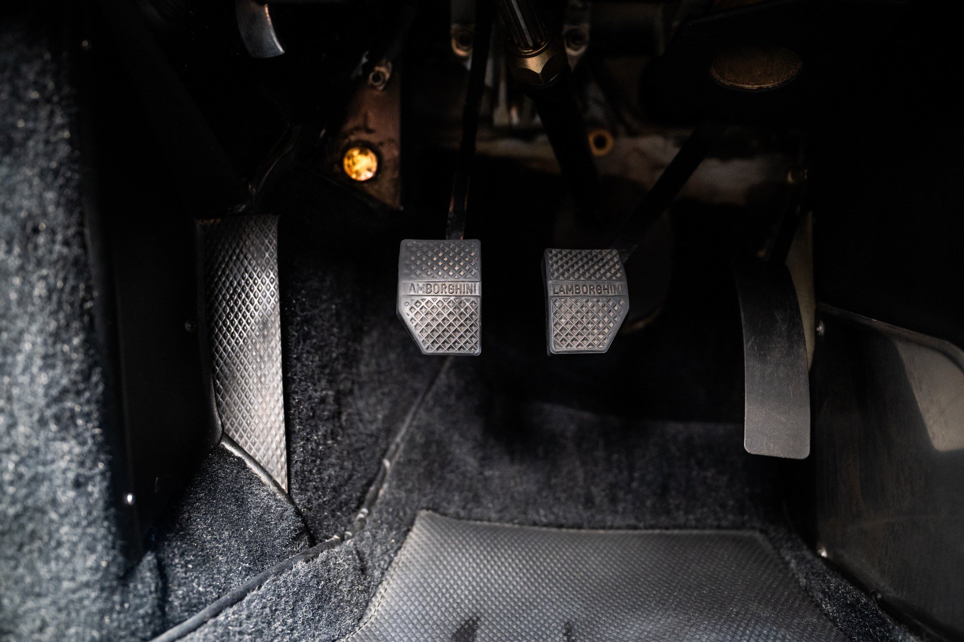 Used 1989 Lamborghini Countach Coupe RWD image 18