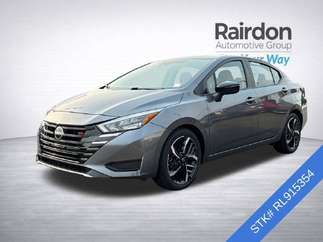 Used 2024 Nissan Versa SR FWD image 3