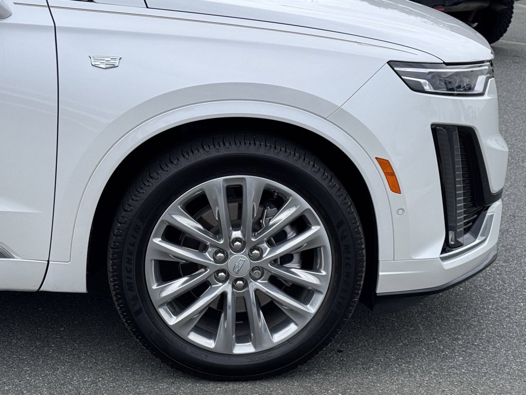 Used 2023 Cadillac XT6 Premium Luxury w/ Platinum Package image 42