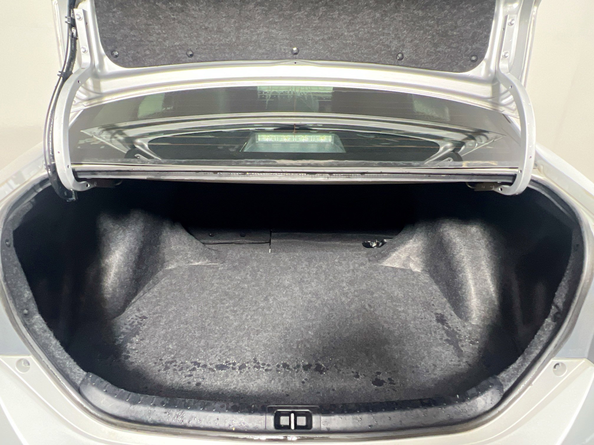 Used 2015 Toyota Corolla LE FWD image 33