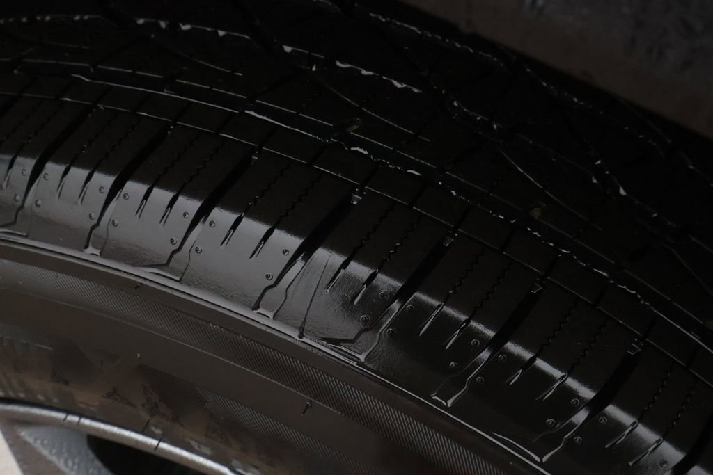 New 2026 Chevrolet Equinox LT w/ Convenience Package II image 12