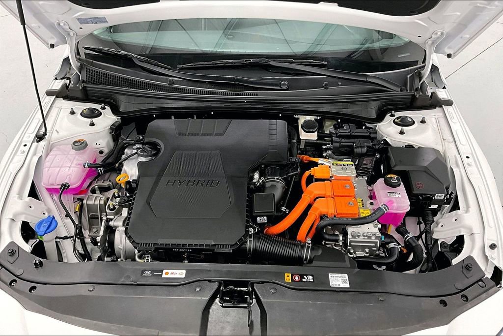 Used 2026 Hyundai Elantra Blue image 12