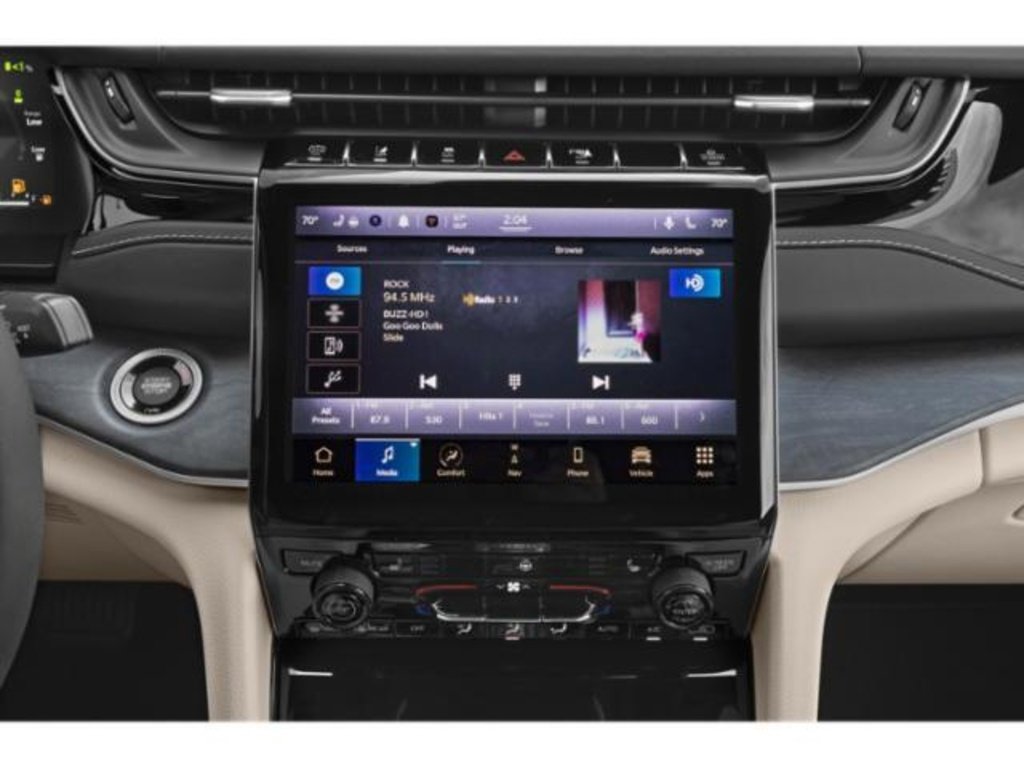 Used 2024 Jeep Grand Cherokee Limited 4xe image 10