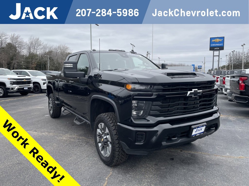 Used 2024 Chevrolet Silverado 2500 Custom w/ Custom Convenience Package