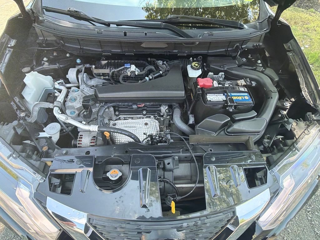 Used 2020 Nissan Rogue SV w/ Sun & Sound Touring Package AWD/4WD image 34