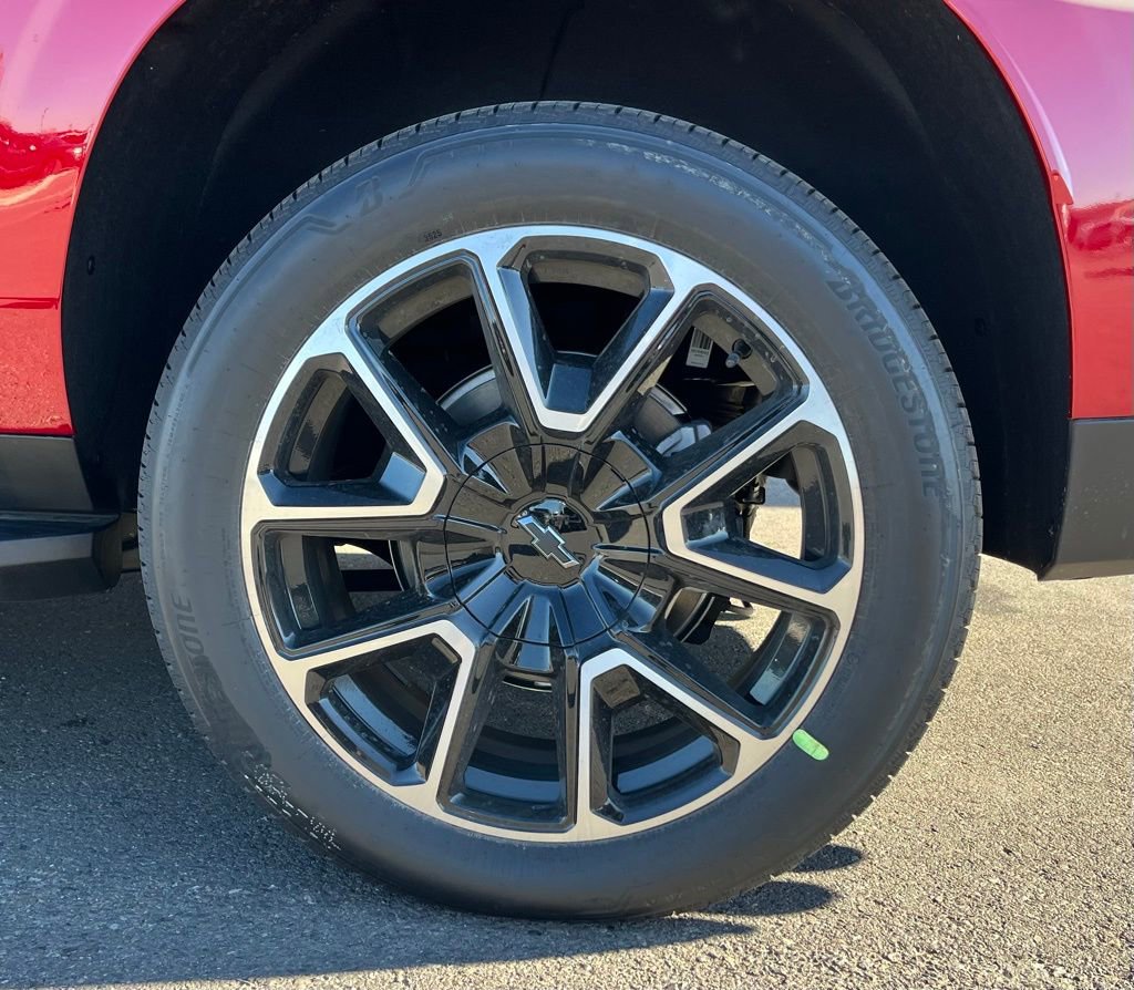 New 2026 Chevrolet Suburban RST w/ Comfort Package image 36