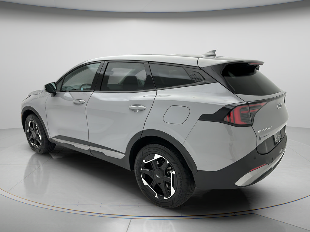 Used 2026 Kia Sportage S AWD/4WD image 4