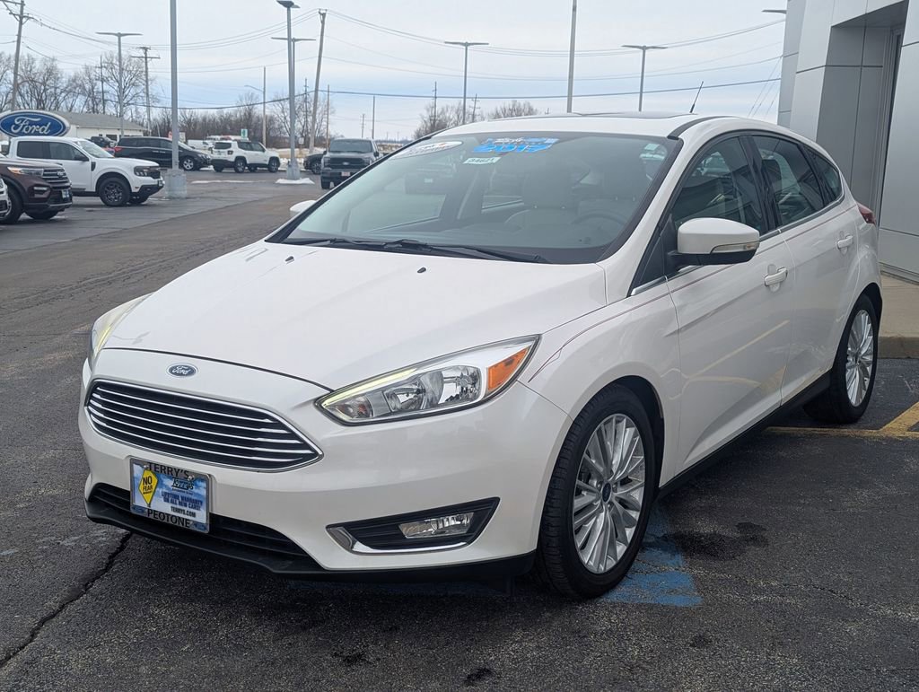 Used 2017 Ford Focus Titanium image 7