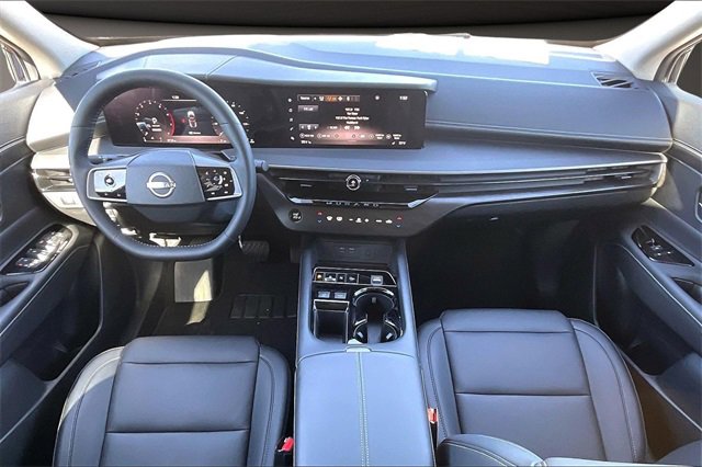 Certified 2025 Nissan Murano SV image 14