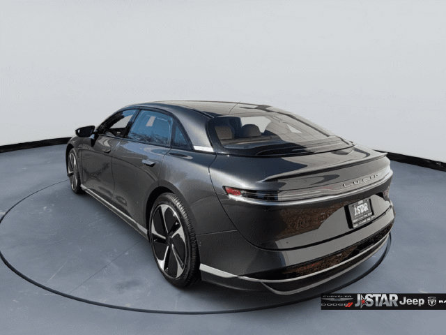 Used 2024 Lucid Air Touring AWD/4WD image 7