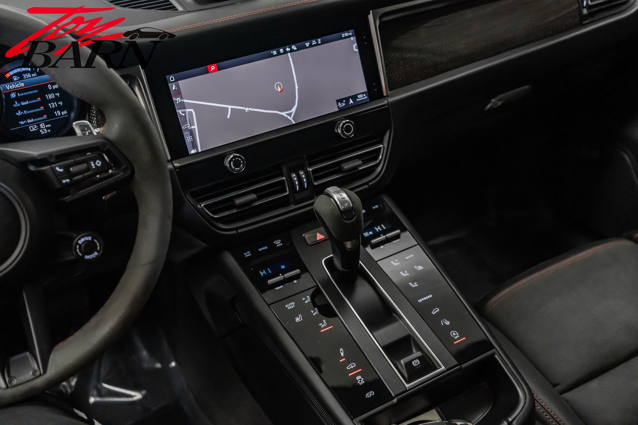 Used 2023 Porsche Macan GTS w/ GTS Sport Package image 39