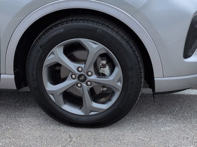 Certified 2024 Ford Escape ST-Line w/ Tech Pack #1 FWD image 11