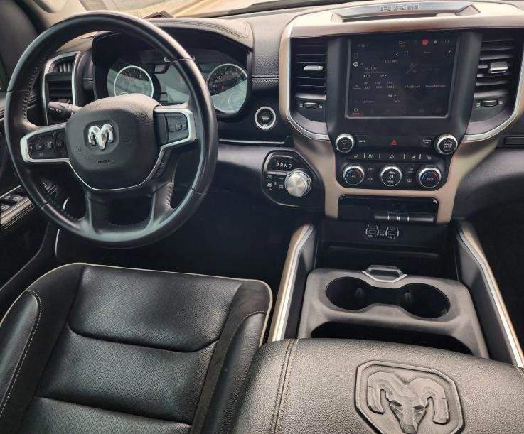 Used 2022 RAM 1500 Laramie AWD/4WD image 3