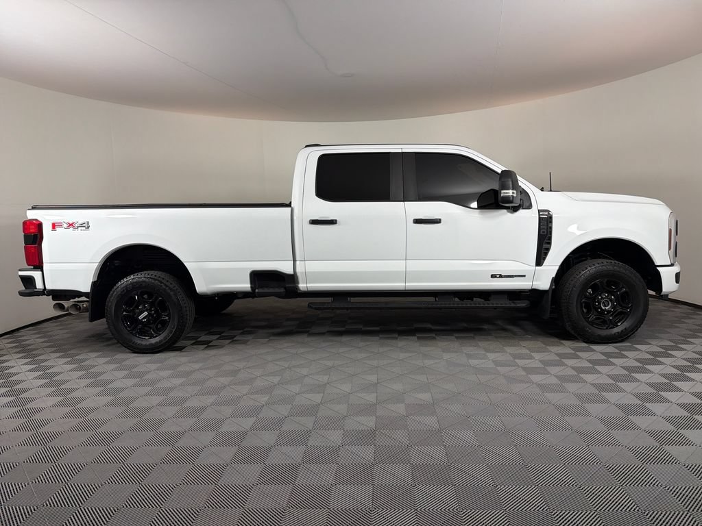 Used 2024 Ford F250 XL w/ STX Appearance Package AWD/4WD image 2