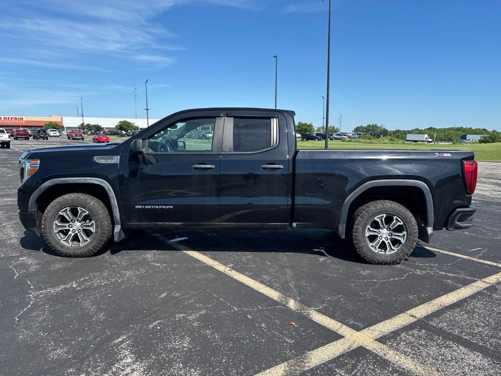 Used 2022 GMC Sierra 1500 Pro w/ Sierra Value Package AWD/4WD image 8