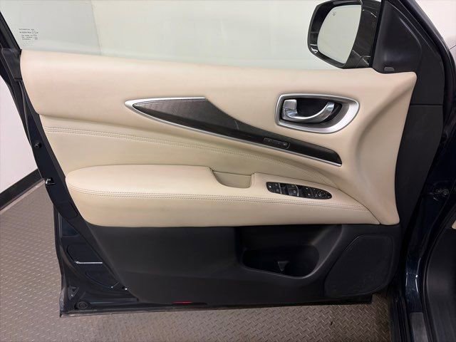 Used 2017 INFINITI QX60 AWD w/ Premium Plus Package image 14