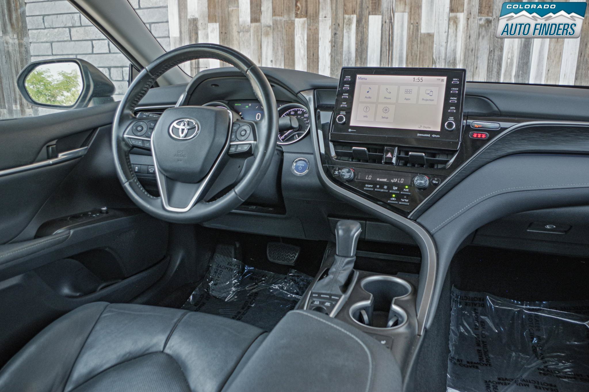 Used 2021 Toyota Camry XLE FWD image 15