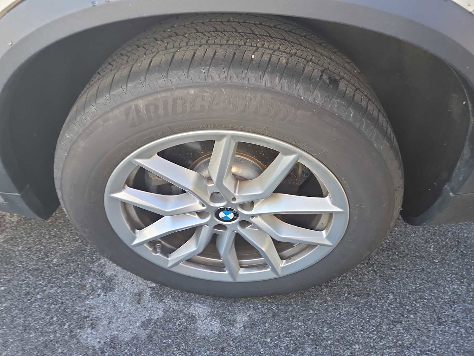 Used 2019 BMW X5 xDrive40i w/ Premium Package 2 image 8