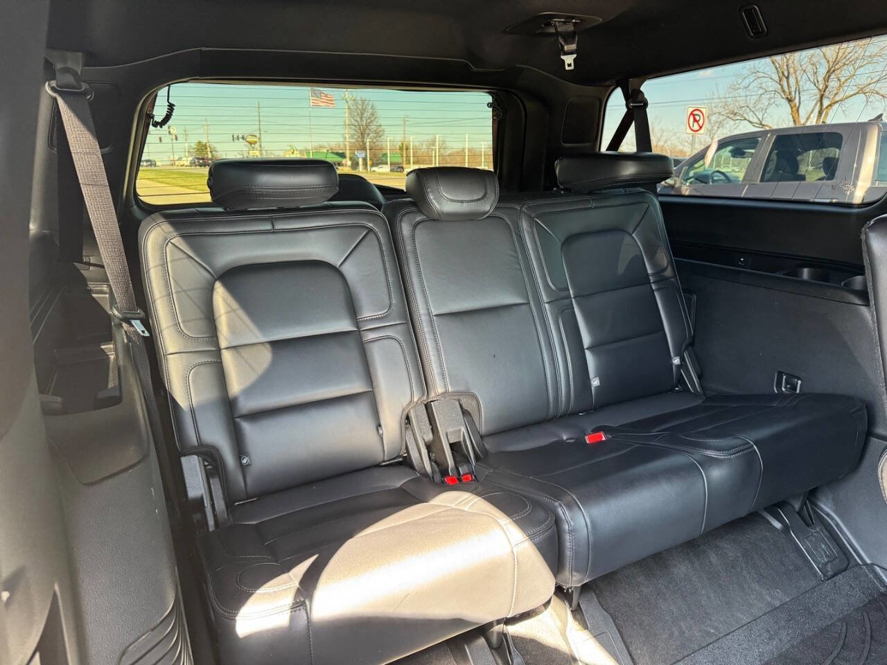 Used 2019 Lincoln Navigator L Reserve image 15