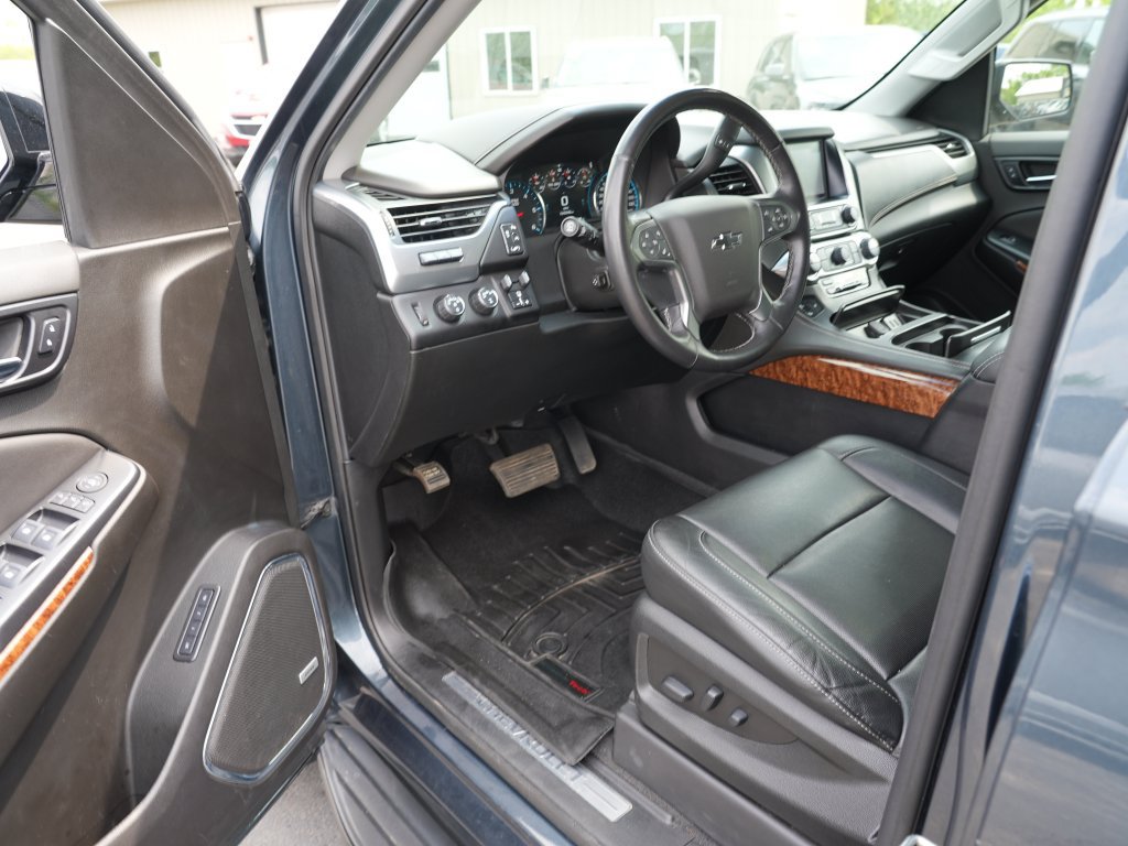 Used 2020 Chevrolet Tahoe Premier AWD/4WD image 13