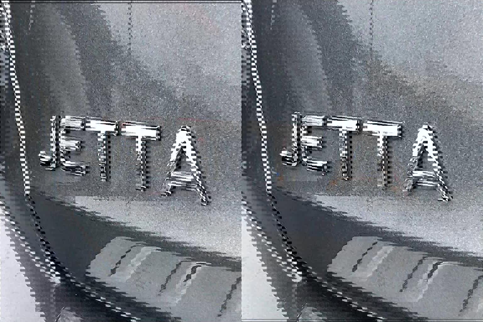 Certified 2023 Volkswagen Jetta SE image 10