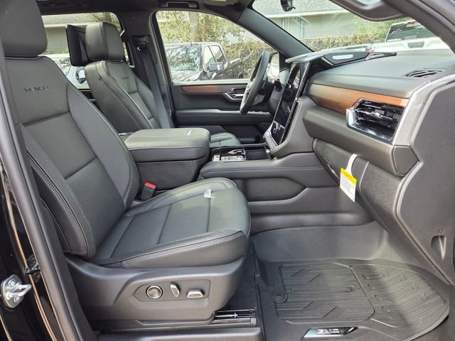 New 2026 GMC Yukon XL Denali w/ Denali Reserve Package AWD/4WD image 16