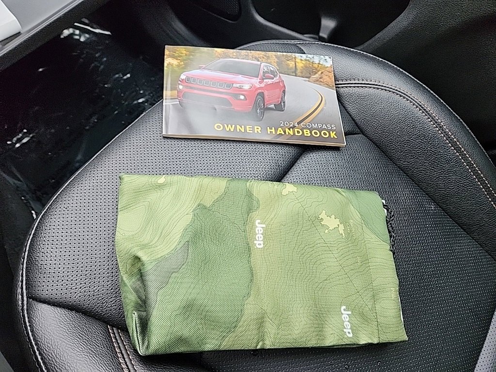 Certified 2024 Jeep Compass Limited w/ Elite Group image 20