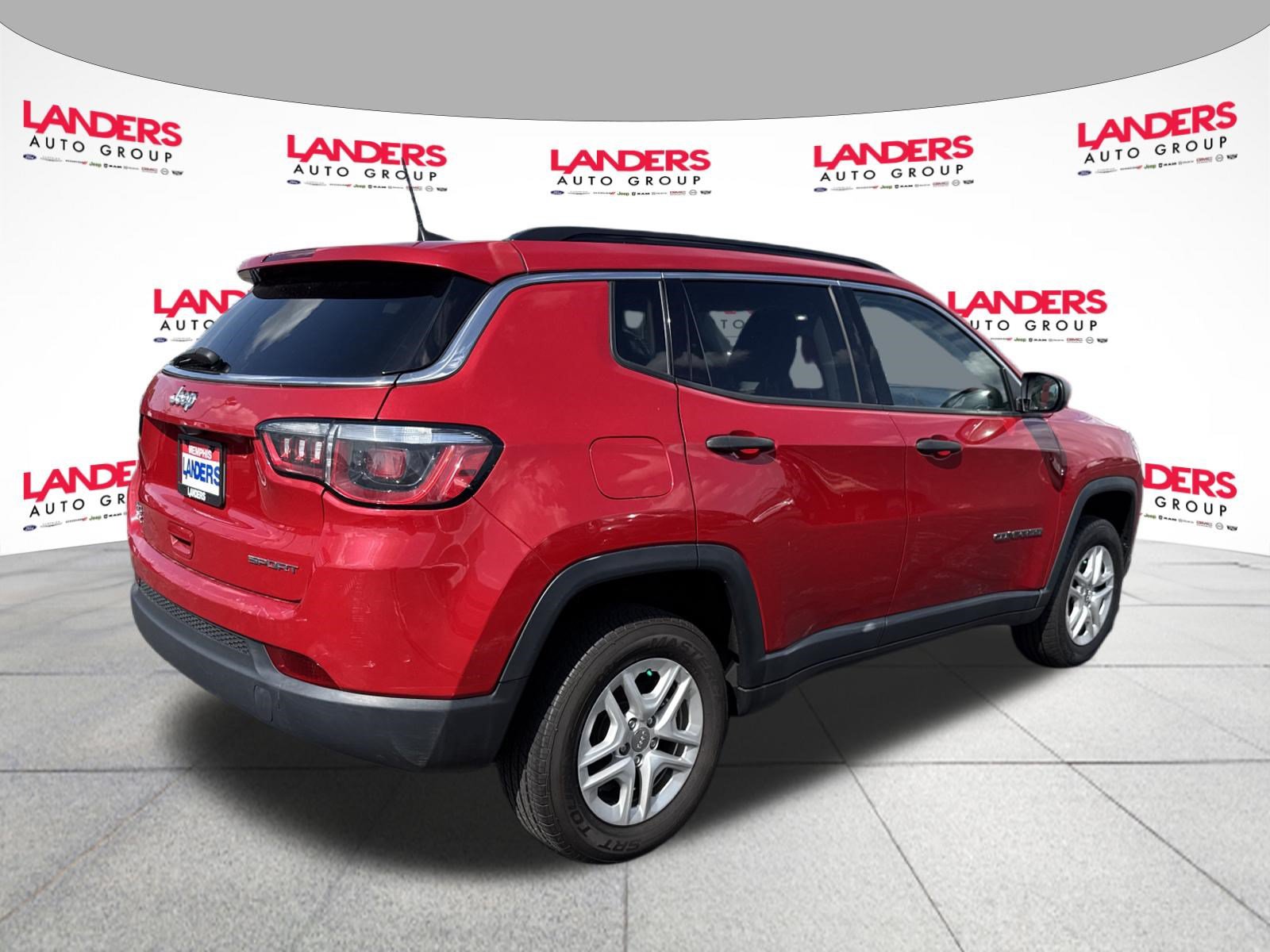 Used 2020 Jeep Compass Sport AWD/4WD image 3