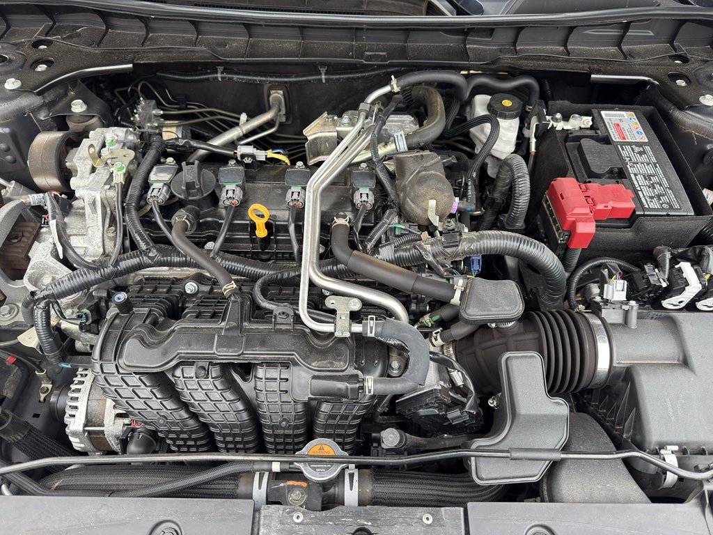 Used 2024 Nissan Altima 2.5 SV FWD image 31