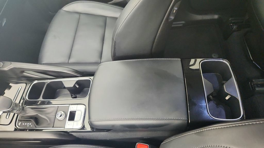 Used 2025 Kia Telluride S FWD image 19