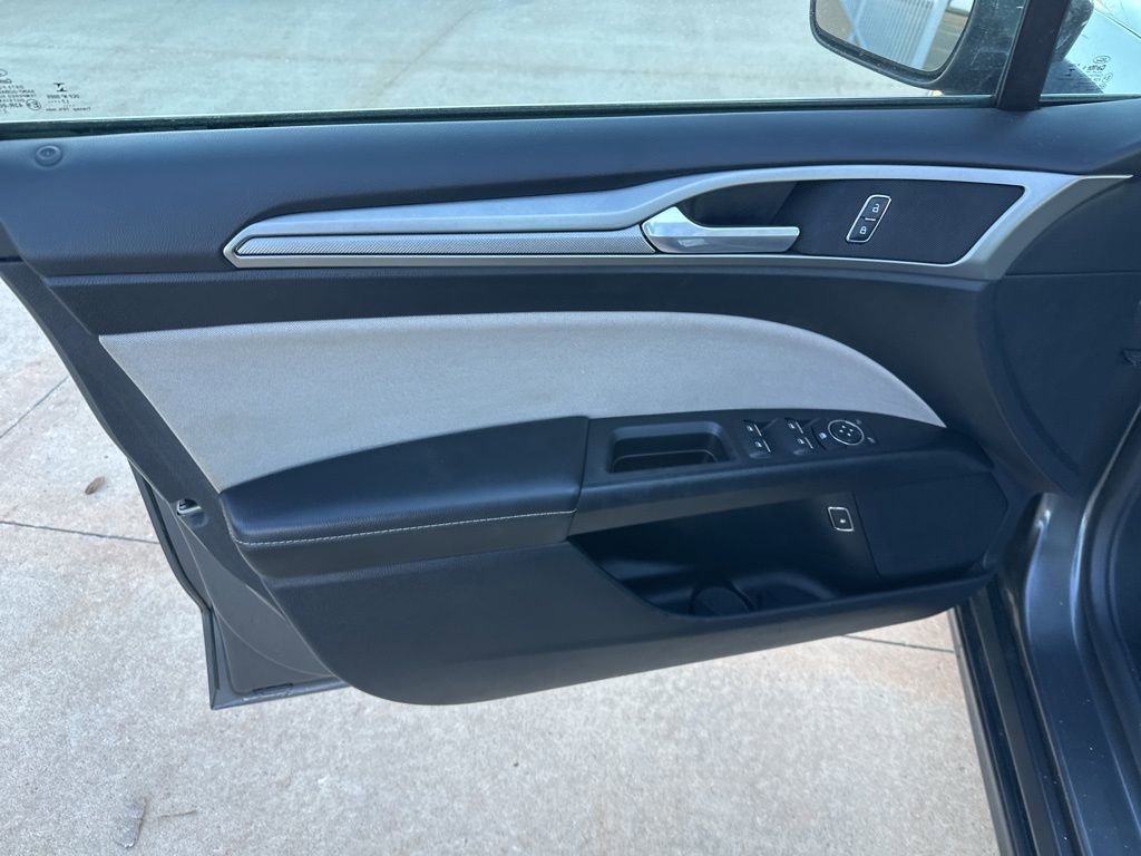 Used 2018 Ford Fusion S image 6