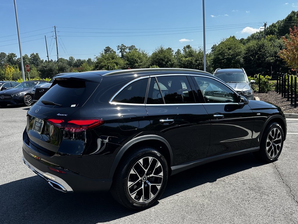 Certified 2025 Mercedes-Benz GLC 350e 4MATIC w/ Driver Assistance Package image 8