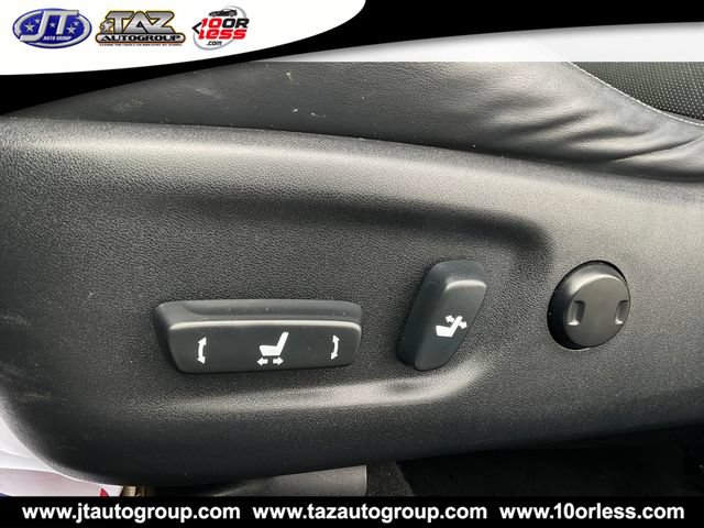 Used 2012 Lexus CT 200h Premium w/ F Sport Pkg w/Leather Trim FWD image 11