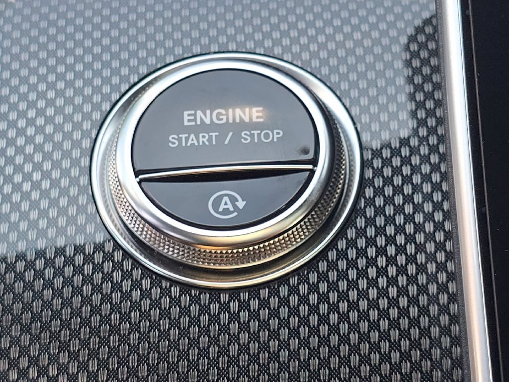 Certified 2026 Mercedes-Benz C 300 4MATIC Sedan image 35