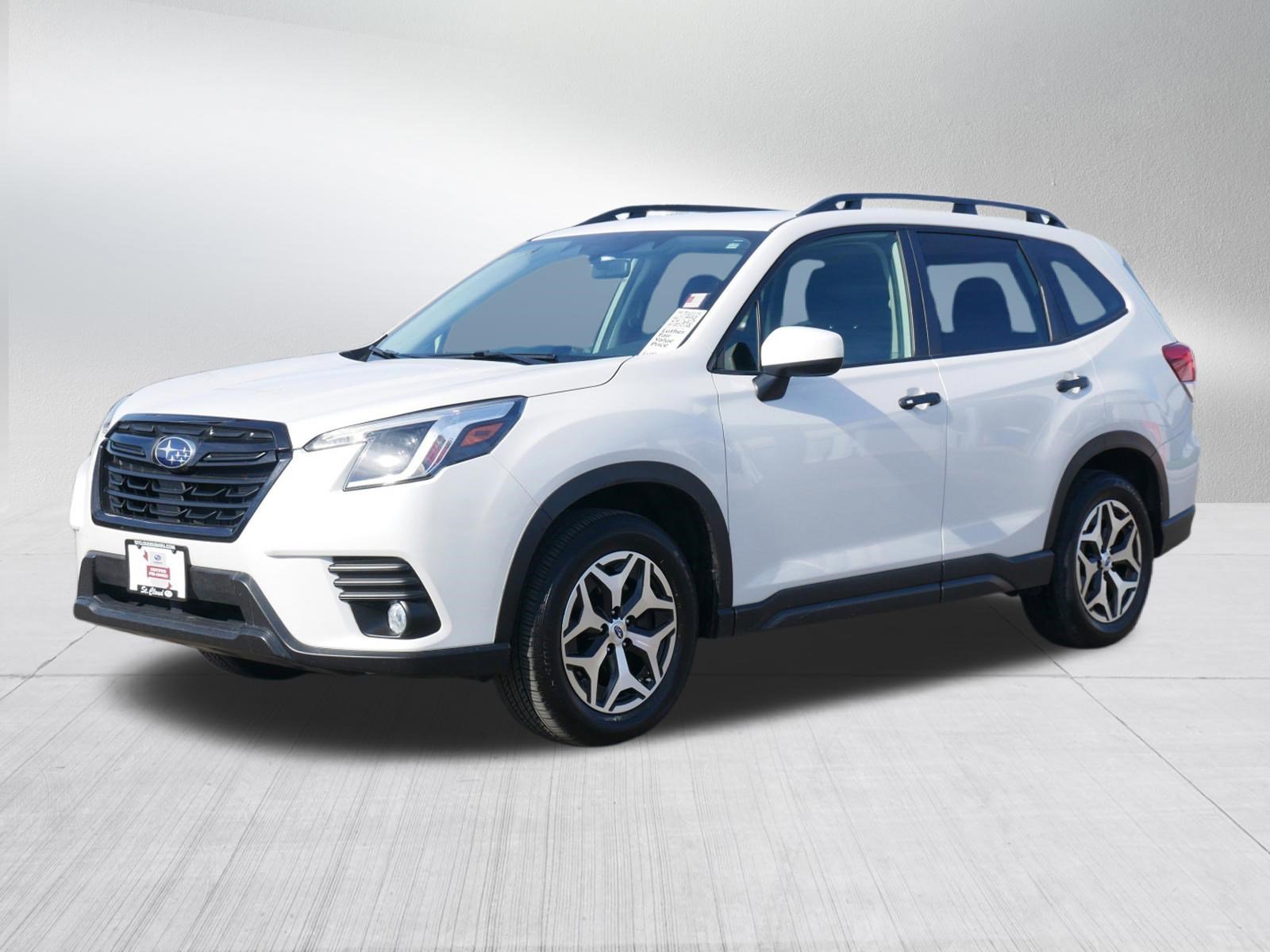 Certified 2023 Subaru Forester Premium image 3