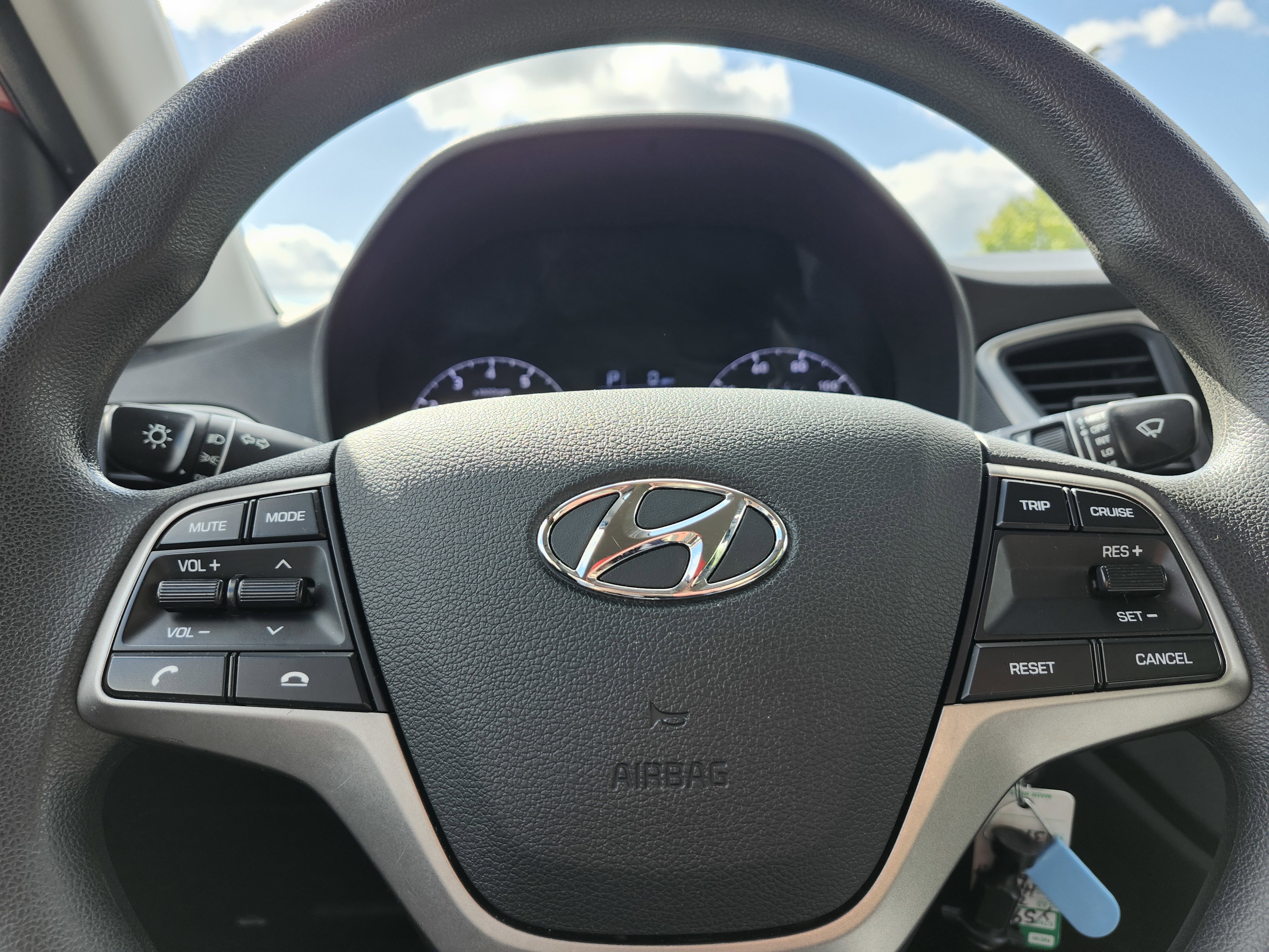 Used 2021 Hyundai Accent SE FWD image 24