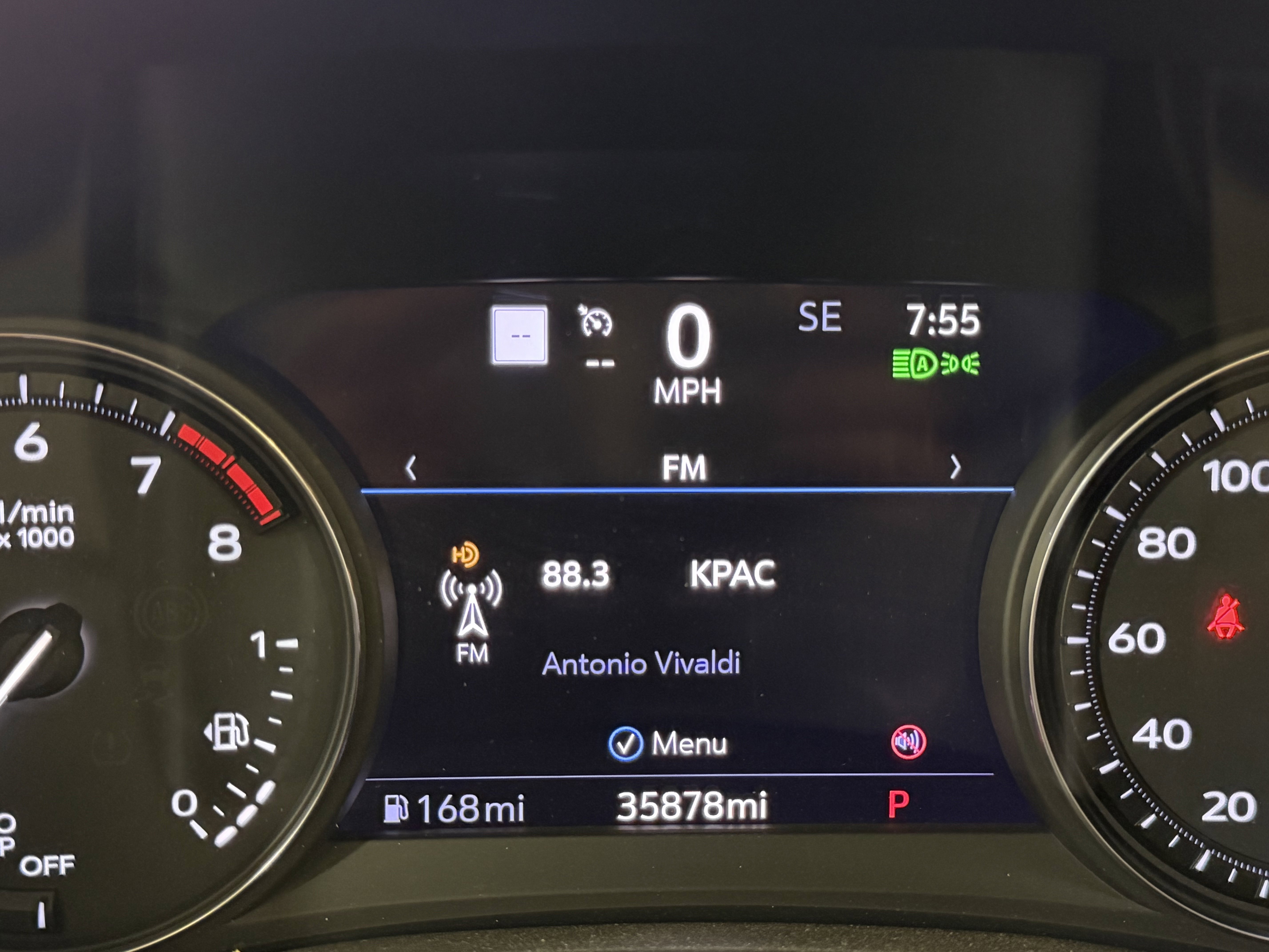 Used 2020 Cadillac XT5 Premium Luxury FWD image 16