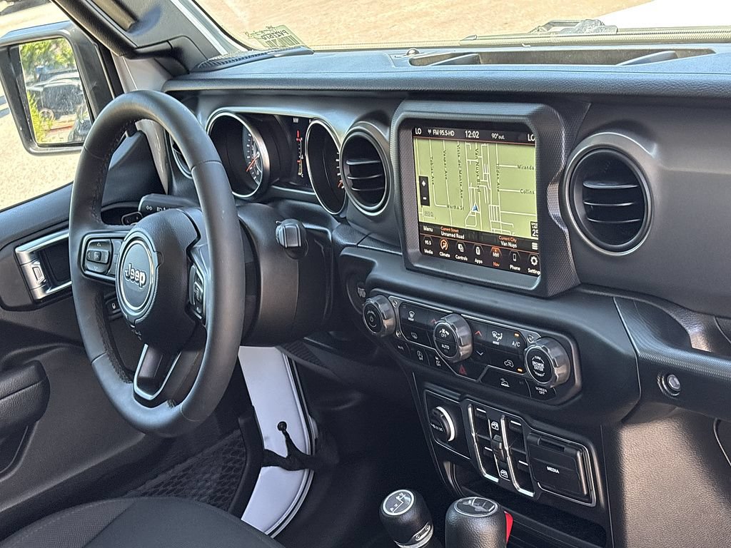 Used 2023 Jeep Wrangler Unlimited Sport AWD/4WD image 27