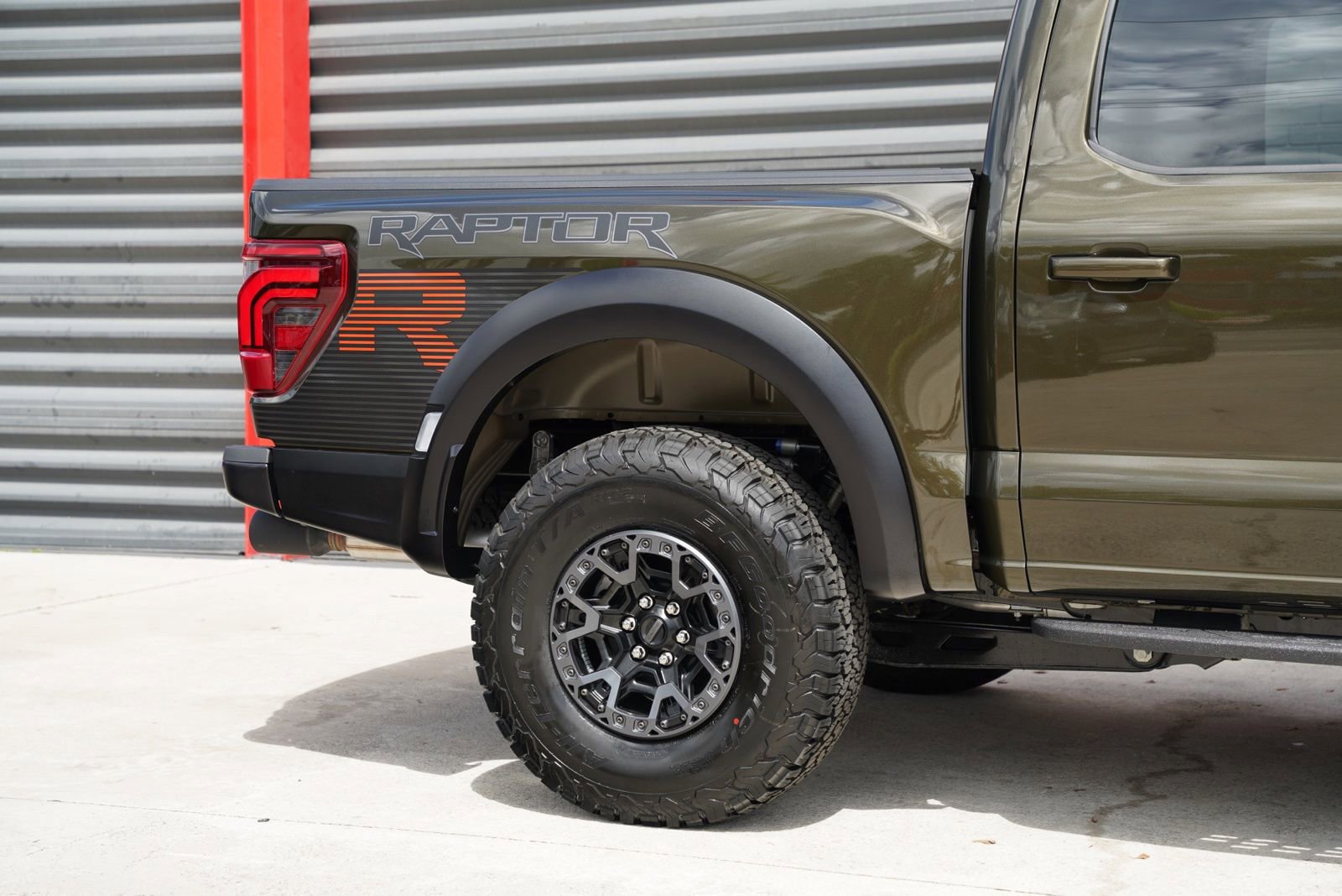Used 2026 Ford F150 Raptor w/ Equipment Group 803A Raptor R image 4